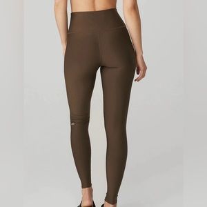 Alo Yoga 7/8 High-Waist Airlift Legging